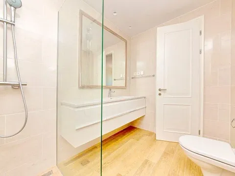Prodaja, stan, 74m², Tivat, Crna Gora - image 11