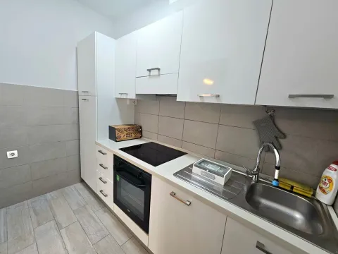 Rent, one bedroom apartment, 52m², Dalmatinska ulica, Podgorica - image 6