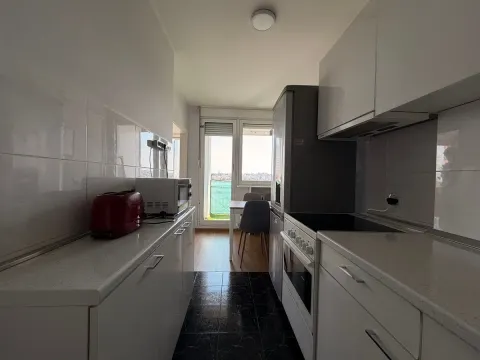 Izdavanje, trosoban stan, 67m², Novi Beograd Blok 21, Novi Beograd Sve Podlokacije - image 5