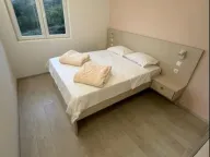 Rent, one bedroom apartment, 46m², Tivat, Crna Gora - image 4