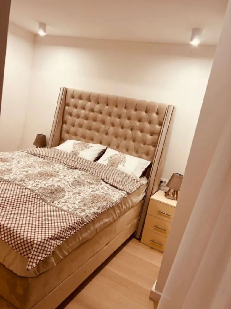 Izdavanje, jednosoban stan, 50m², Kalimanj, Tivat