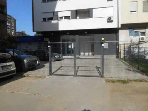 Prodaja, trosoban stan, 75m², Novi Sad, Srbija - image 13