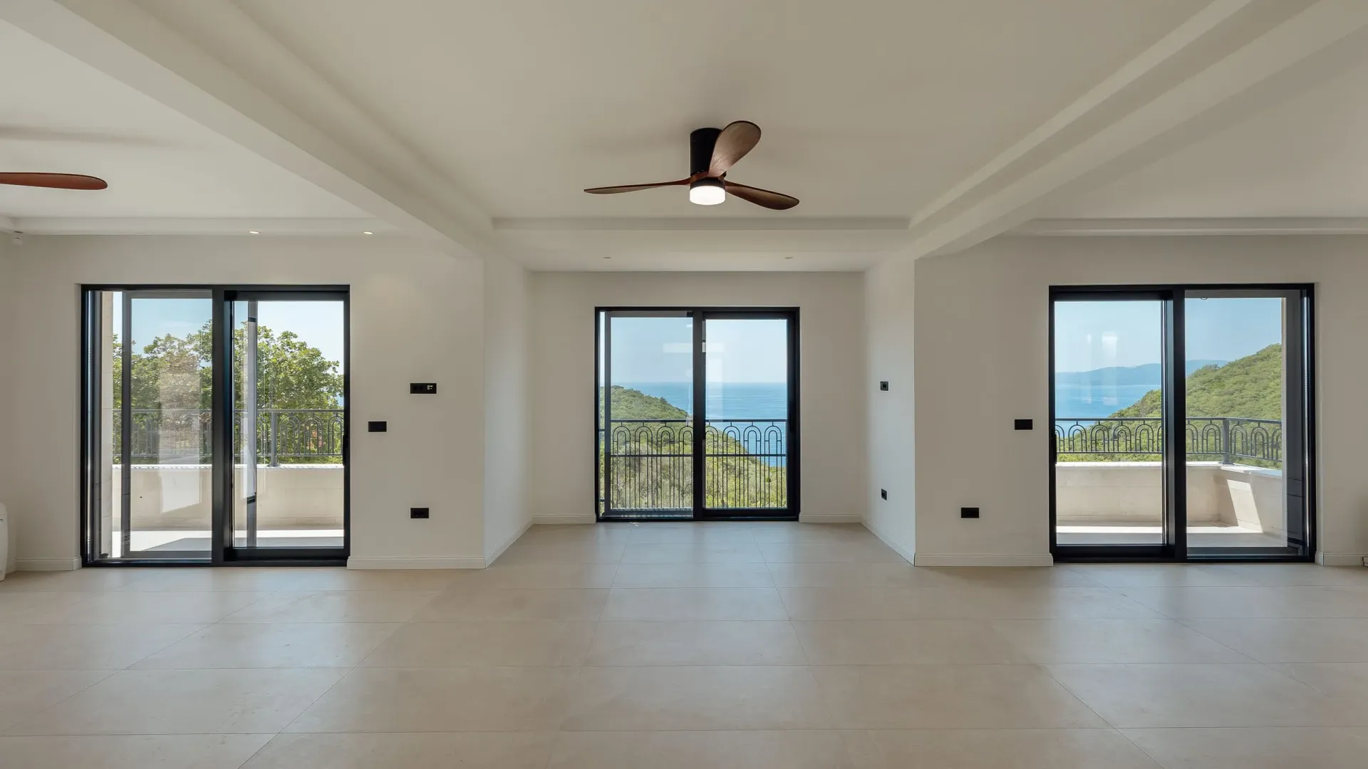 Sale, house, 318m², Reževići, Budva