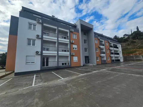 Sale, two bedroom apartment, 62m², Zagorič, Podgorica - image 1