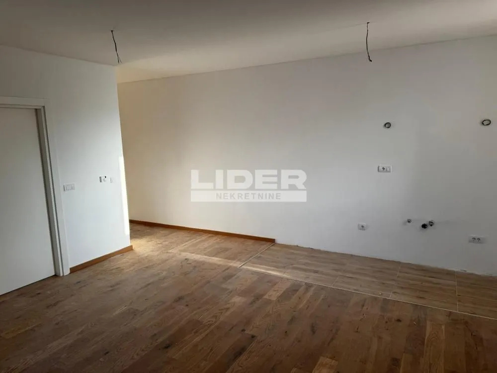 Prodaja, jednosoban stan, 48m², Centar, Zlatibor