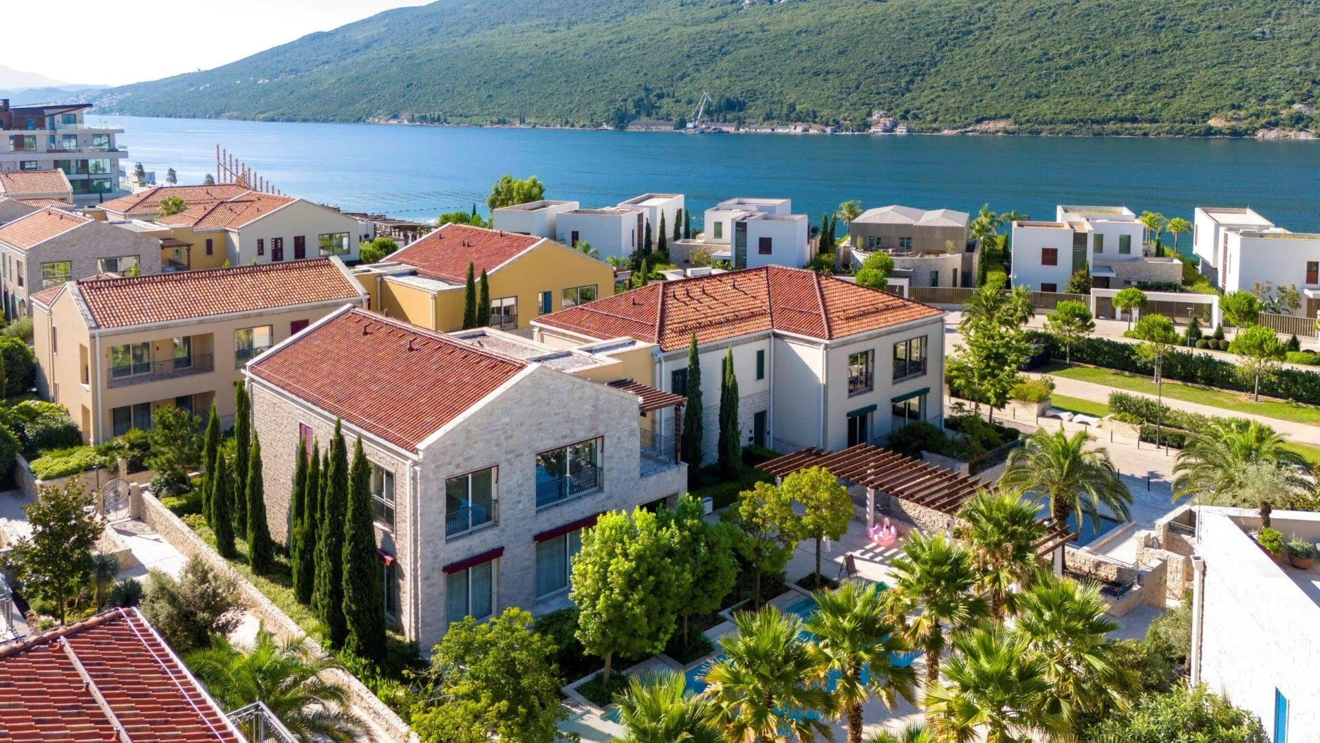 Prodaja, trosoban stan, 188m², Portonovi, Herceg Novi