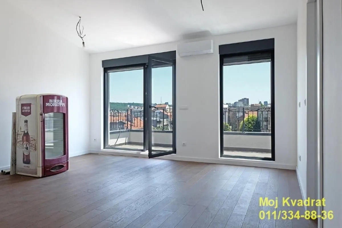 Prodaja, trosoban stan, 92m², Vukov Spomenik, Zvezdara Sve Podlokacije