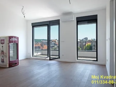 Sale, three bedroom apartment, 92m², Vukov Spomenik, Zvezdara Sve Podlokacije