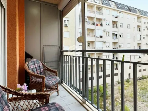 Rent, one bedroom apartment, 42m², Ljubović, Podgorica - image 11