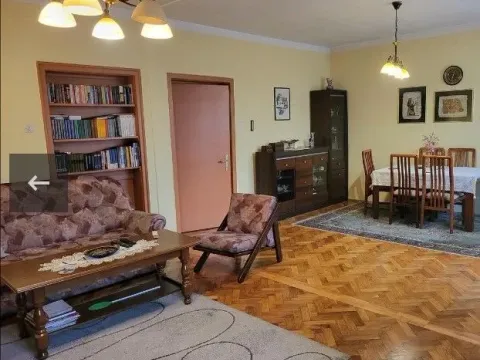 Prodaja, kuća, 140m², Centar, Podgorica
