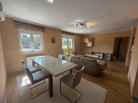 Izdavanje, četvorosoban stan, 86m², Veternička rampa, Novi Sad Sve Podlokacije - image 2