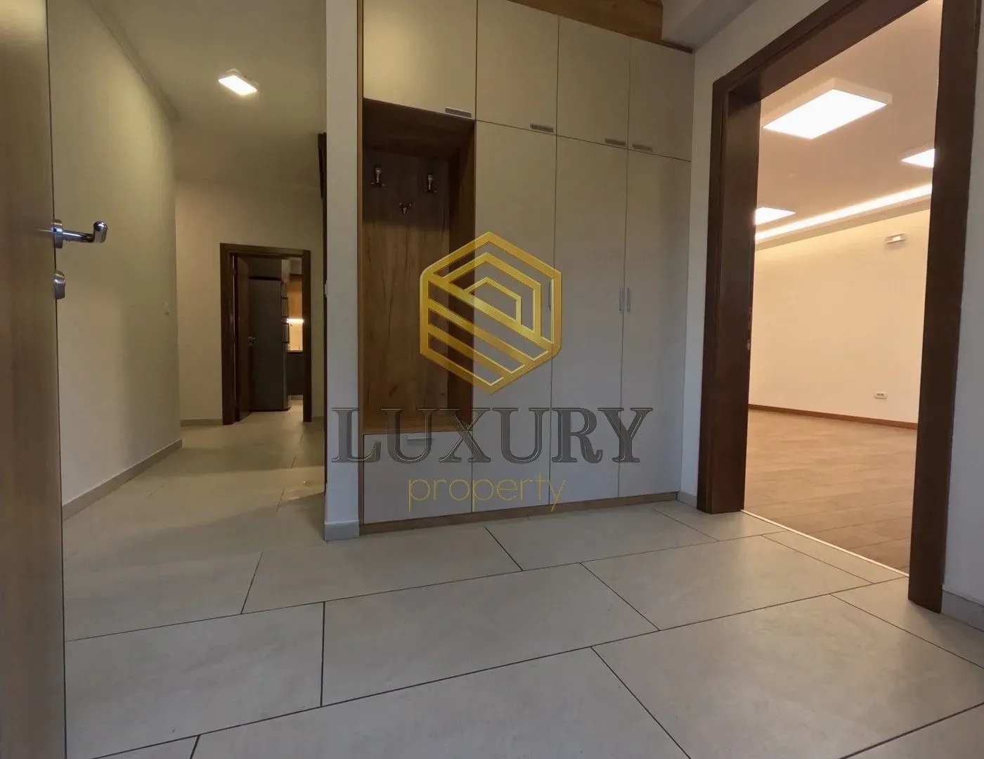 Rent, house, 160m², Dalmatinska ulica, Podgorica