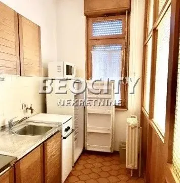 Izdavanje, trosoban stan, 85m², Centar, Novi Sad - image 4