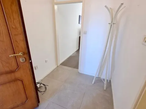 Prodaja, jednosoban stan, 48m², Autobuska stanica, Podgorica - image 7