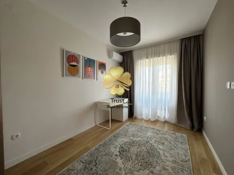 Izdavanje, dvosoban stan, 75m², Central Point, Podgorica - image 9