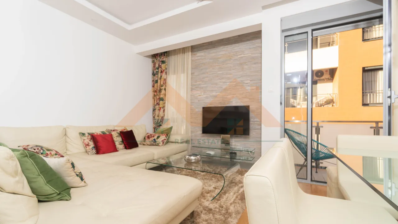 Izdavanje, jednosoban stan, 47m², Ljubović, Podgorica