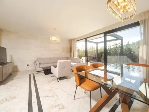 Sale, house, 167m², Centar, Budva - image 5