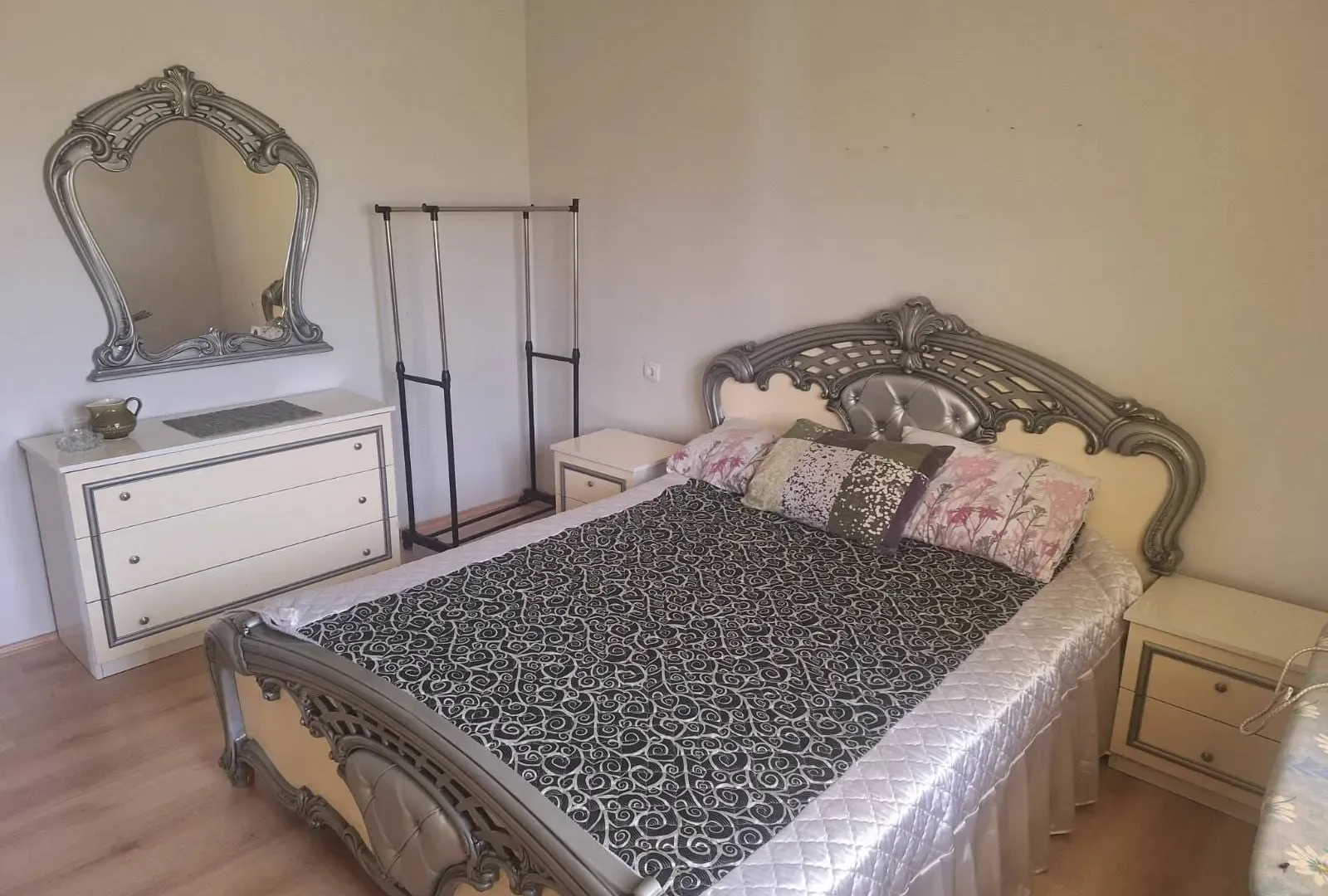Rent, house, 130m², Tološi, Podgorica