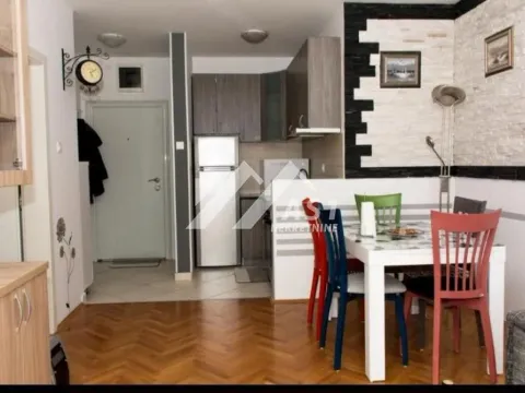 Rent, one bedroom apartment, 40m², Grbavica, Novi Sad Sve Podlokacije - image 6