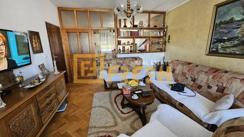 Sale, house, 115m², Stari Aerodrom, Podgorica