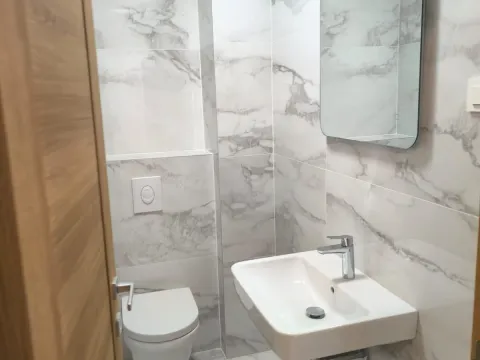 Izdavanje, dvosoban stan, 72m², City Kvart, Podgorica - image 7