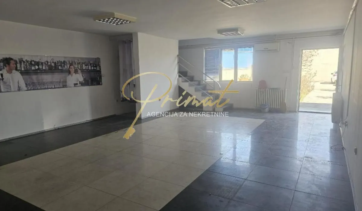 Rent, office space, 290m², Krnjaca, Palilula Sve Podlokacije