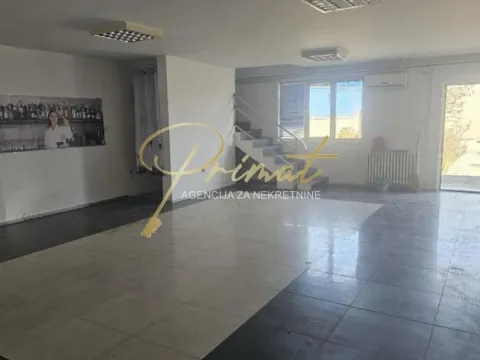 Poslovni prostor in Krnjaca