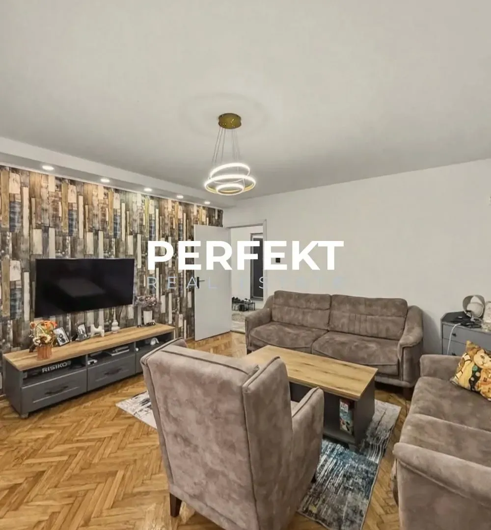 Sale, three bedroom apartment, 70m², Tesla, Pančevo