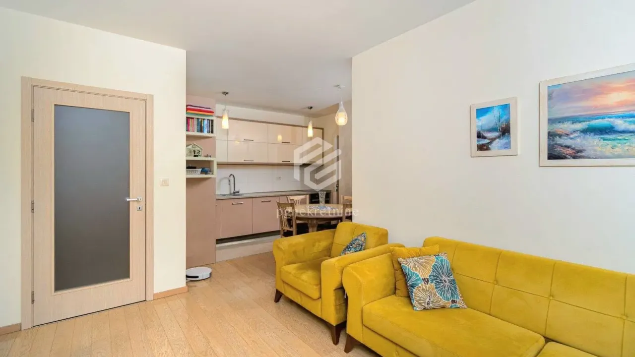 Sale, two bedroom apartment, 72m², City Kvart, Podgorica