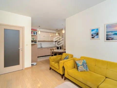 Sale, two bedroom apartment, 72m², City Kvart, Podgorica - image 1