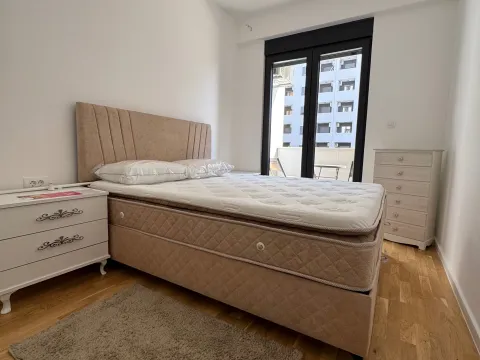 Izdavanje, jednosoban stan, 42m², Stari Aerodrom, Podgorica - image 6