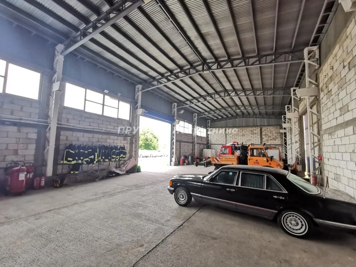 Rent, office space, 570m², Jakovo, Surčin