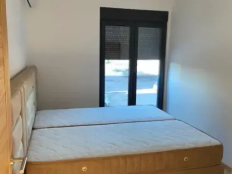 Izdavanje, dvosoban stan, 60m², City Kvart, Podgorica - image 7