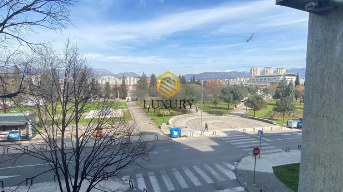 Rent, apartment, 60m², Pobrežje, Podgorica