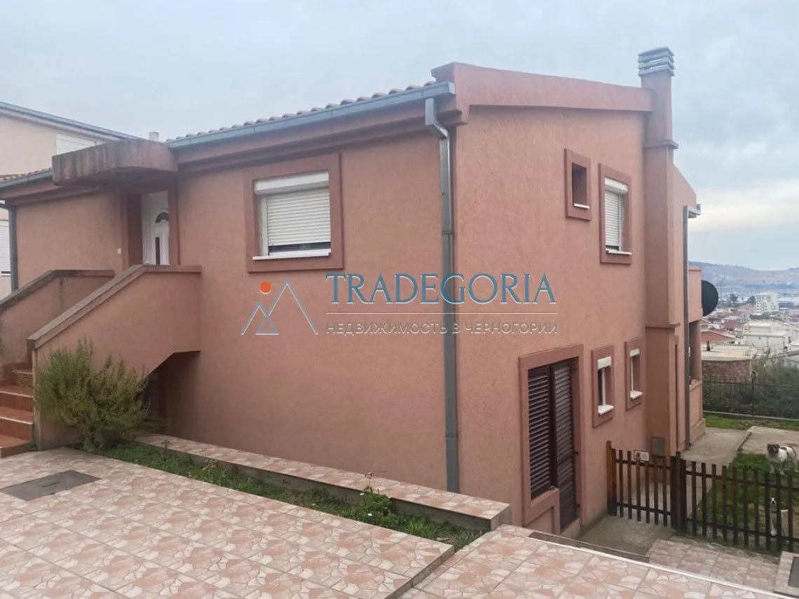 Prodaja, kuća, 220m², Bar, Crna Gora