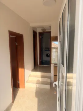 Izdavanje, dvosoban stan, 65m², Risan, Kotor - image 7