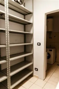 Rent, four bedroom apartment, 190m², Preko Morače, Podgorica - image 27
