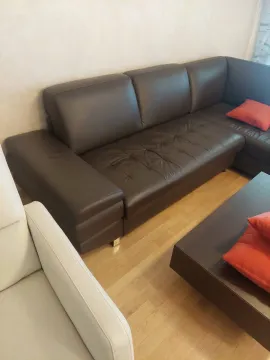 Izdavanje, trosoban stan, 100m², Centar, Podgorica - image 11