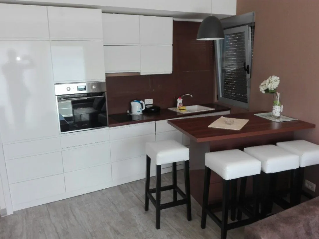 Rent, one bedroom apartment, 44m², Tivat, Crna Gora
