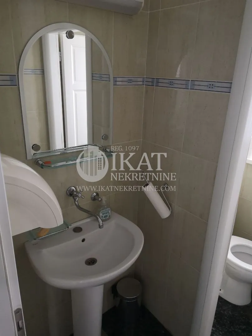 Sale, office space, 370m², Lekino Brdo, Voždovac Sve Podlokacije