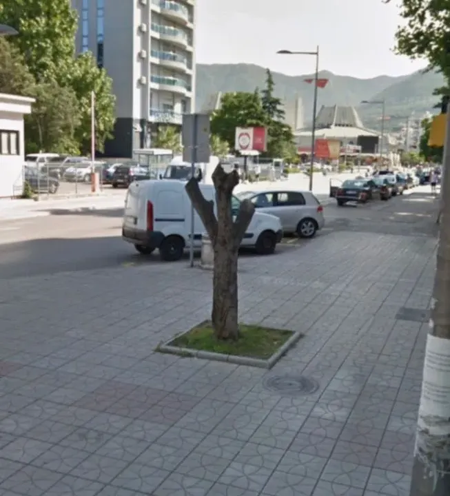 Rent, office space, 145m², Centar, Bar