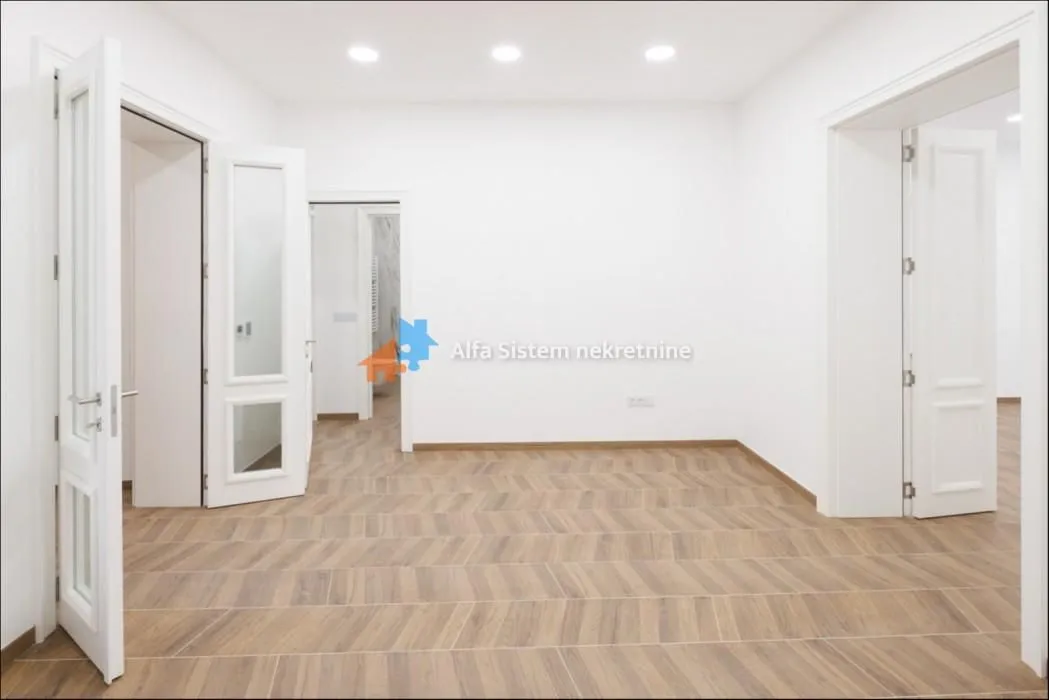 Rent, apartment, 121m², Stari Grad, Beograd