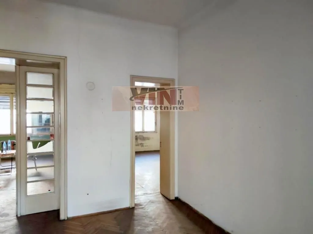 Prodaja, četvorosoban stan, 110m², Savski Venac, Beograd