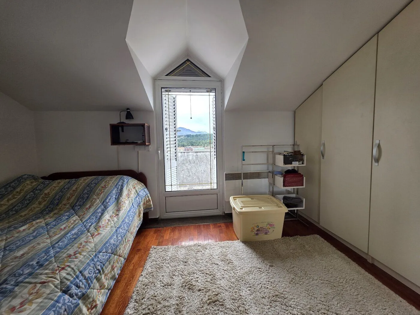 Prodaja, stan, 126m², Malo Brdo, Podgorica