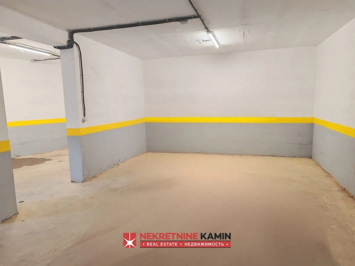 Prodaja, dvosoban stan, 65m², Centar, Budva