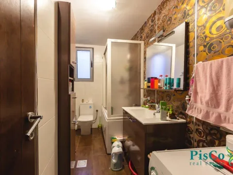 Prodaja, četvorosoban stan, 130m², Preko Morače, Podgorica - image 8