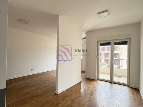 Izdavanje, dvosoban stan, 72m², Zagorič, Podgorica - image 1