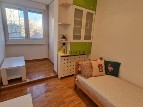 Izdavanje, dvosoban stan, 74m², Novi Beograd Blok 22, Novi Beograd Sve Podlokacije - image 7