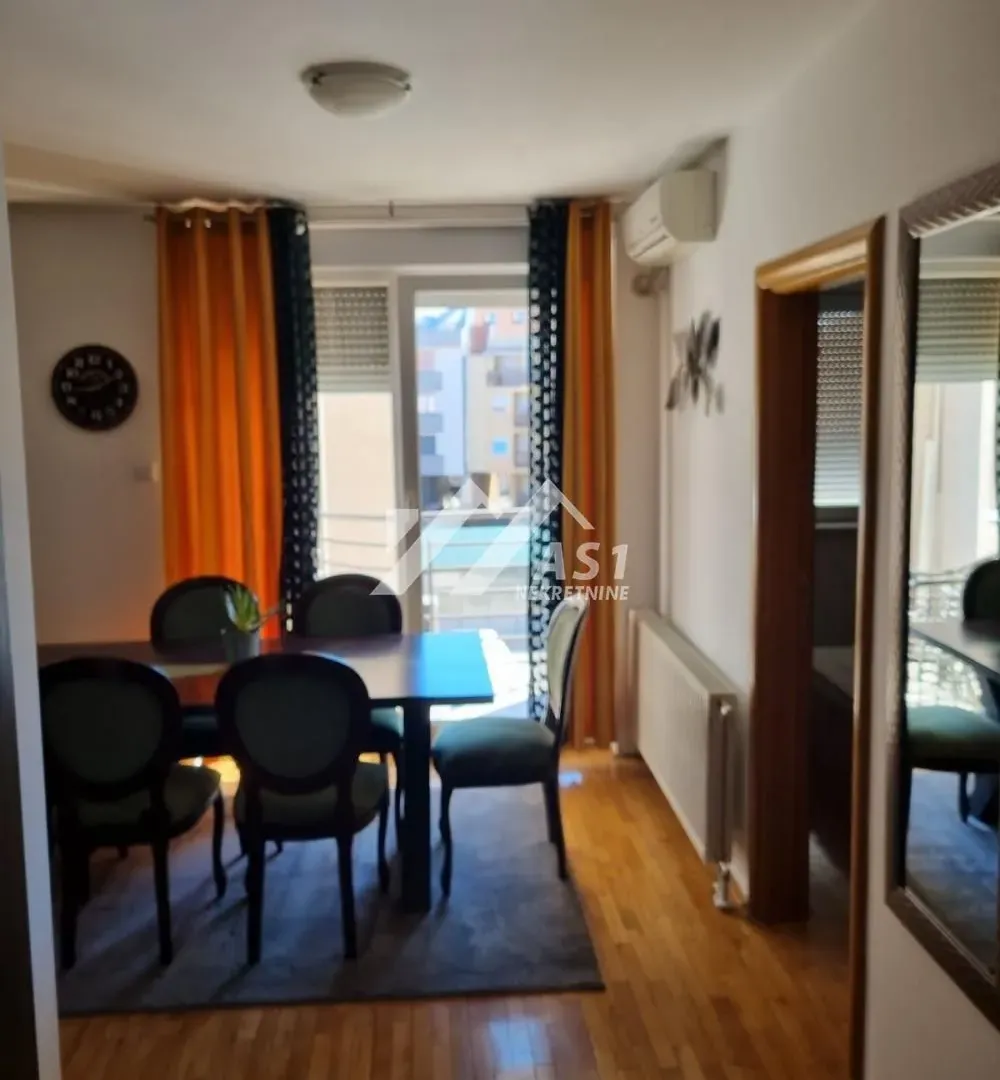 Izdavanje, dvosoban stan, 52m², Rotkvarija, Novi Sad Sve Podlokacije