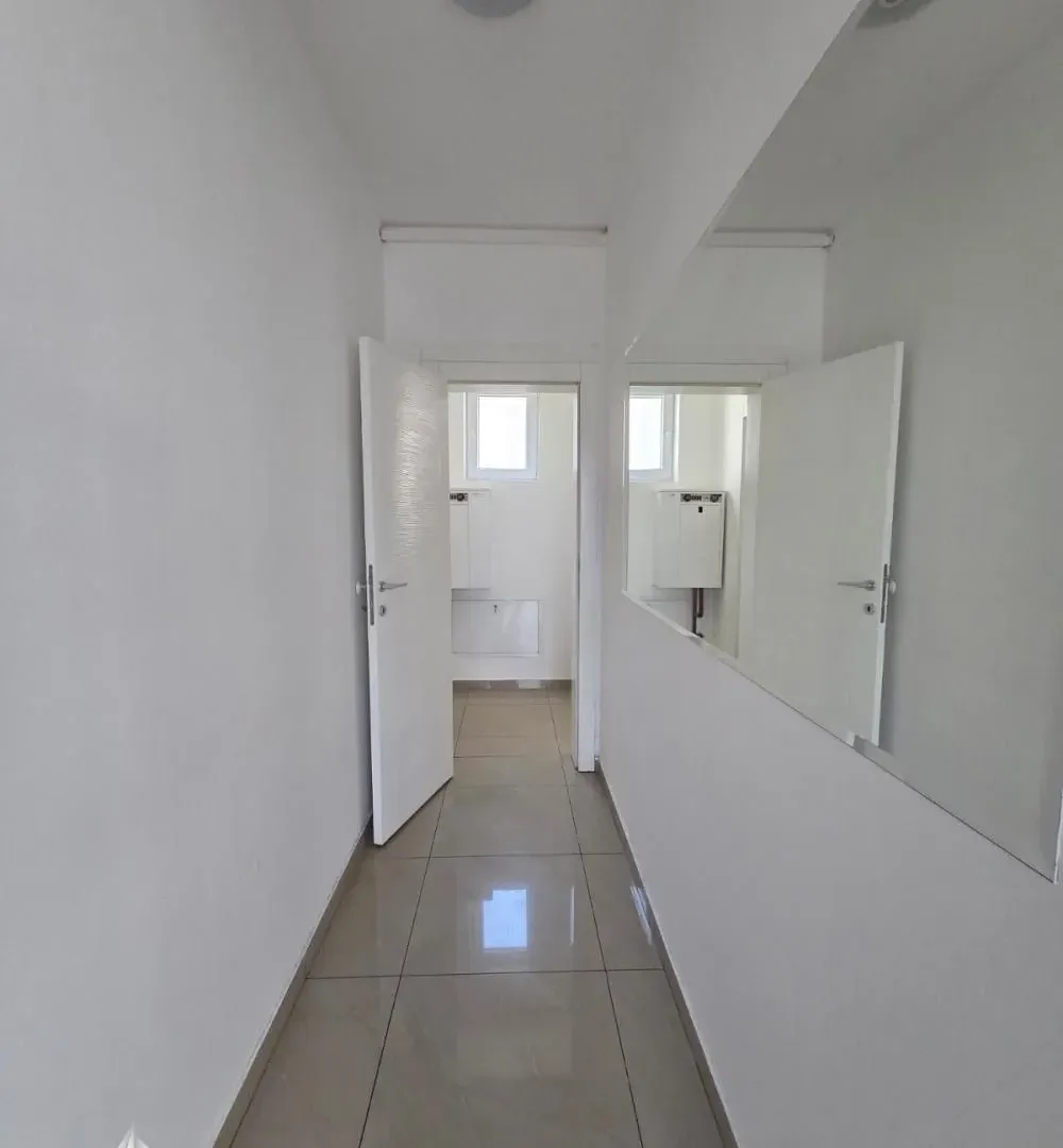 Rent, office space, 147m², Altina, Beograd